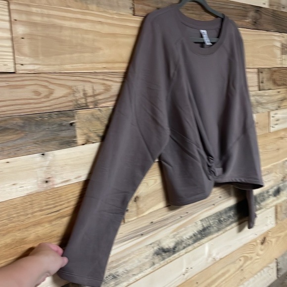 90 Degree By Reflex size XL Brown Twist Front Crop Very Soft Stretchy Sweatshirt - Picture 6 of 8